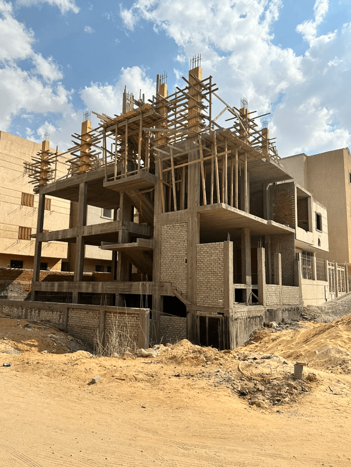 هيكل خرساني للبيع في حي بالميرا – التوسعات الشمالية | 209 متر | ناصية صريحة