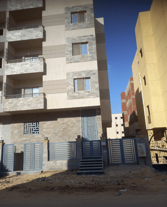 عمارة للبيع في حي بالميرا | التوسعات الشمالية | تشطيب كامل | بالقرب من وصلة دهشور والشيخ زايد