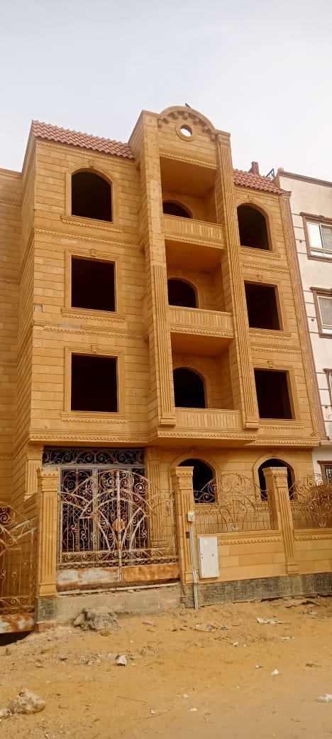 عمارة للبيع في جاردن هوم التوسعات الشمالية 276 متر